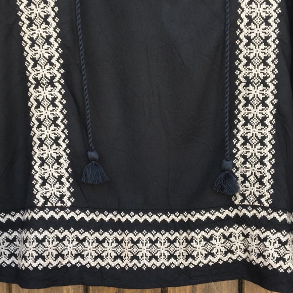 Marabelle Boho Embroidered Tassel Blouse S - Picture 4 of 7